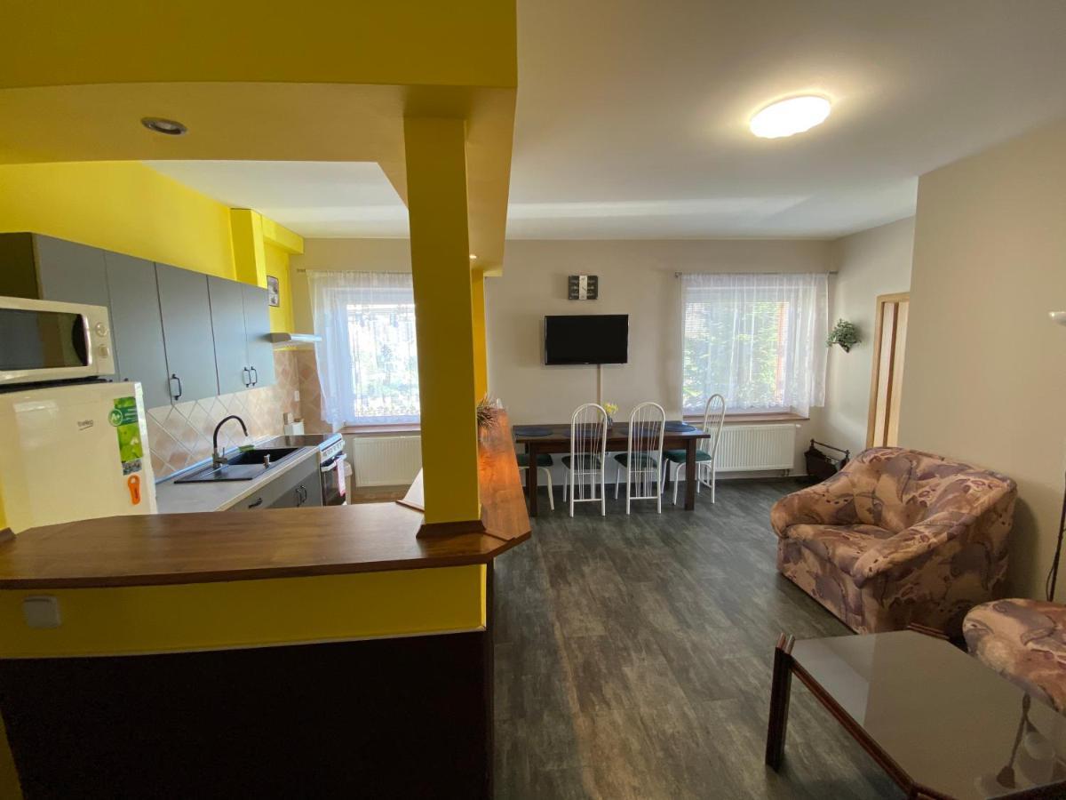 Apartment Martinec Nové Město nad Metují Kültér fotó